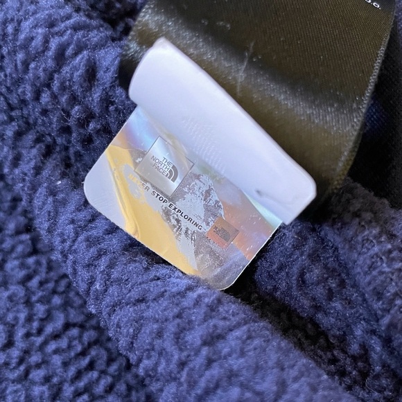 The North Face Boys’ Sherpa Fleece Navy Jacket - Picture 12 of 12